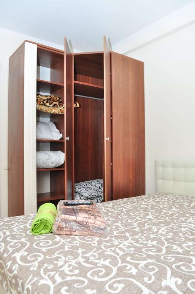 Апартаменты Kvartirkoff na Arhipenko 8 Киев-8